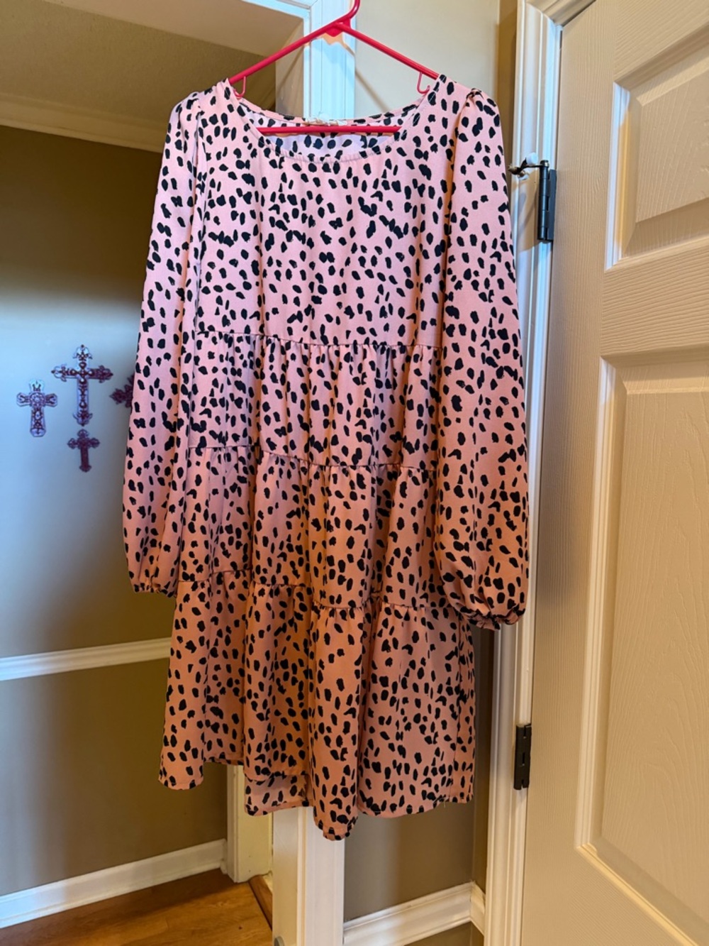 Boutique Pink & Black Leopard Print Babydoll Dress. Size Small. Fits oversized.